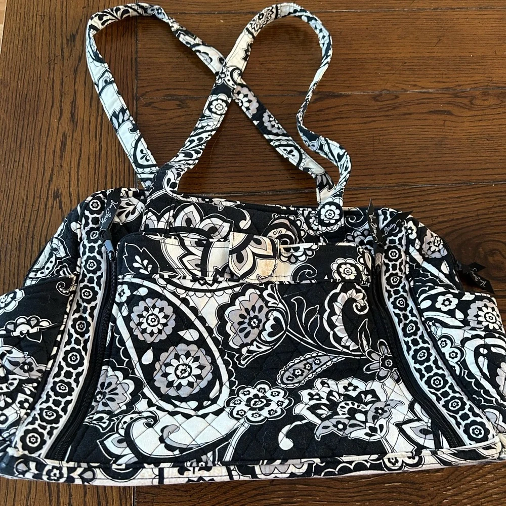 Vera Bradley Diaper bag. Floral Black and White